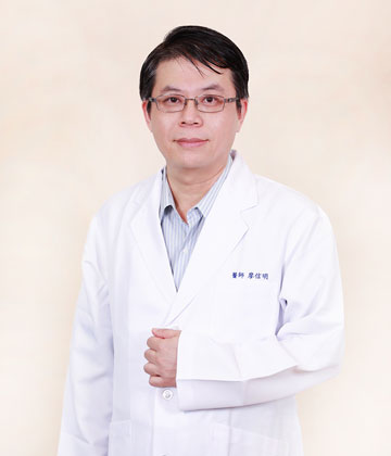医师/廖信明